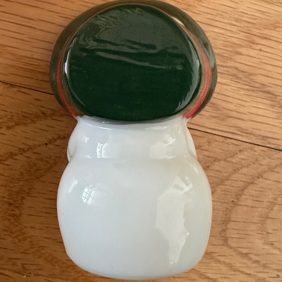 Vtg Halmark Mr and Mrs Snowman Porcelain Christmas Salt & Pepper Shakers 1970s - Picture 10 of 11